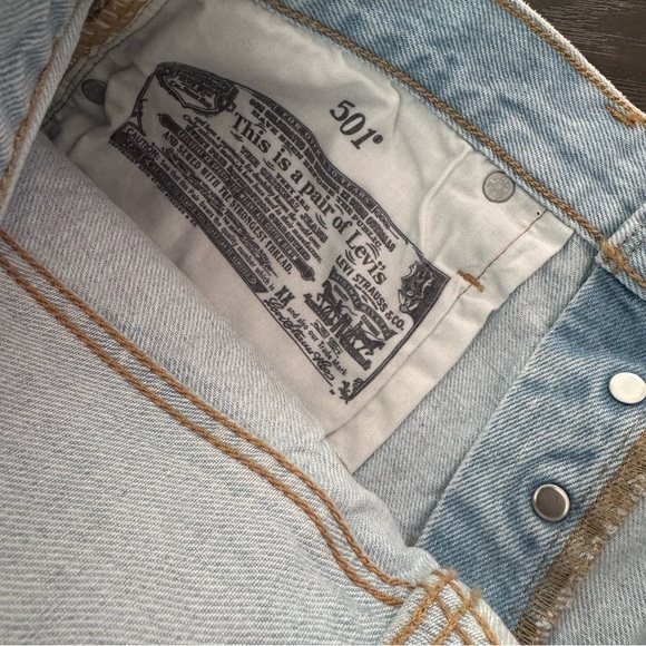Levi’s 501 Light Blue Distressed Denim Shorts cut off boho western festival 29 - Picture 8 of 9